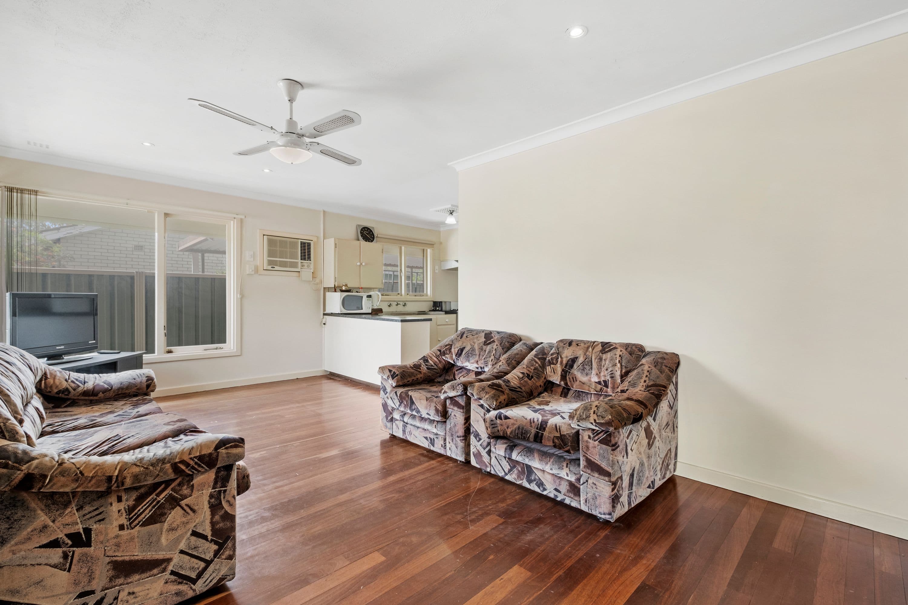 35 Willowmead Way, Kelmscott WA 6111, Kelmscott - Thumbnail 5