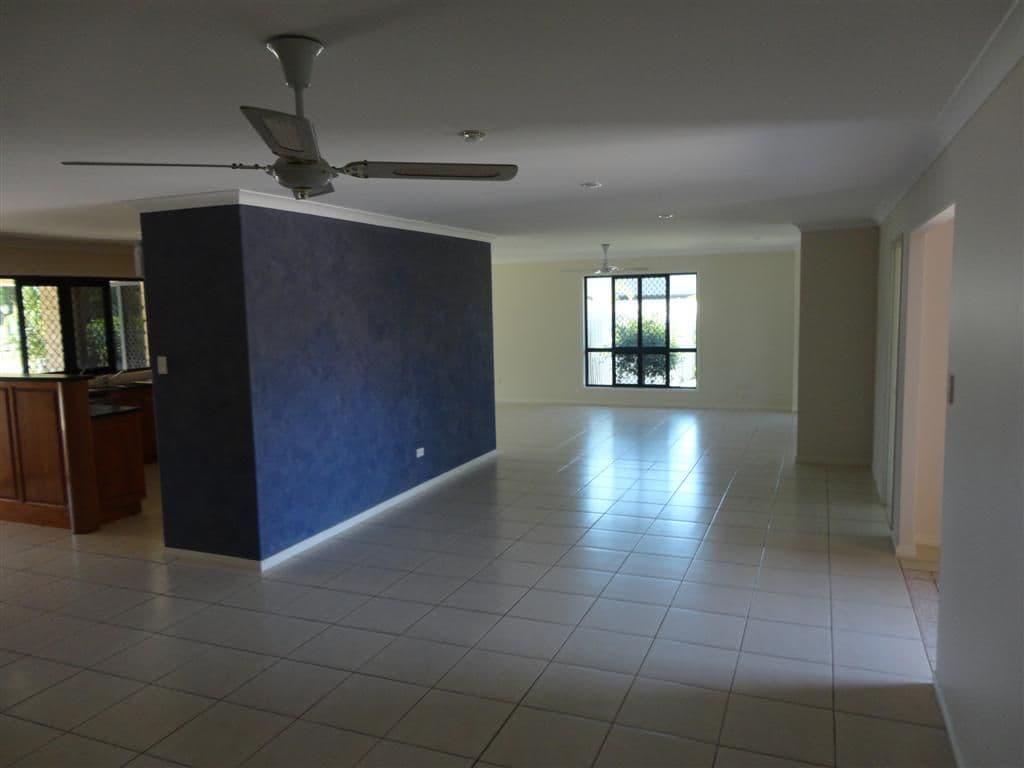 5 Glen Eagles Close, WONDUNNA QLD 4655, Wondunna - Thumbnail 5