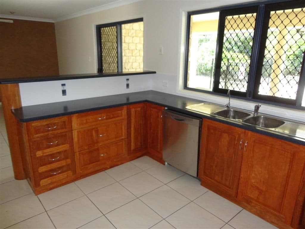 5 Glen Eagles Close, WONDUNNA QLD 4655, Wondunna - Thumbnail 8
