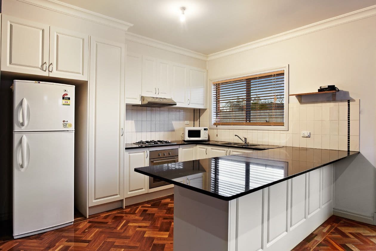 69 Clayton Road, OAKLEIGH EAST VIC 3166, Oakleigh East - Thumbnail 2