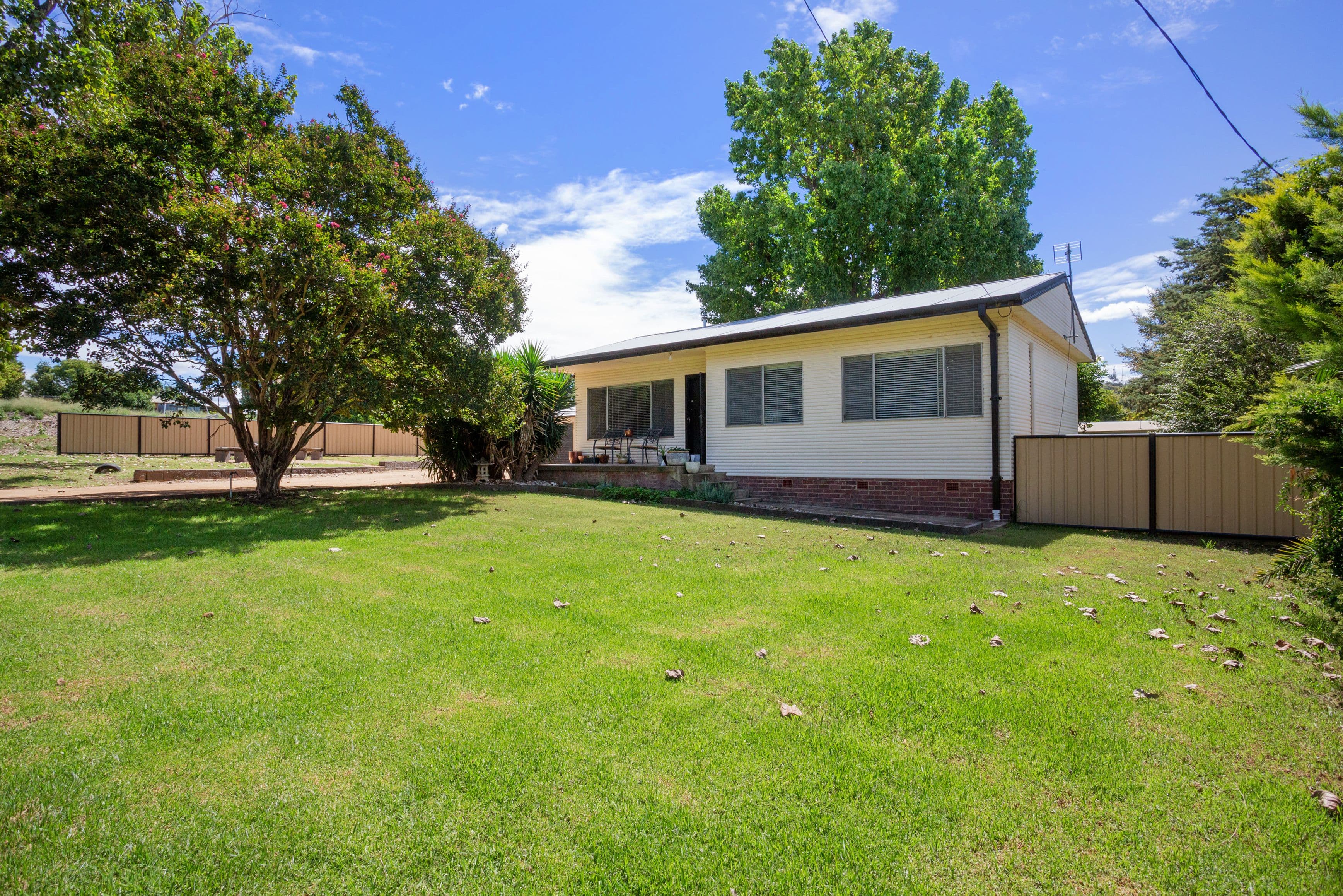 50 Parkes Street, Cowra NSW 2794, Cowra - Image 1