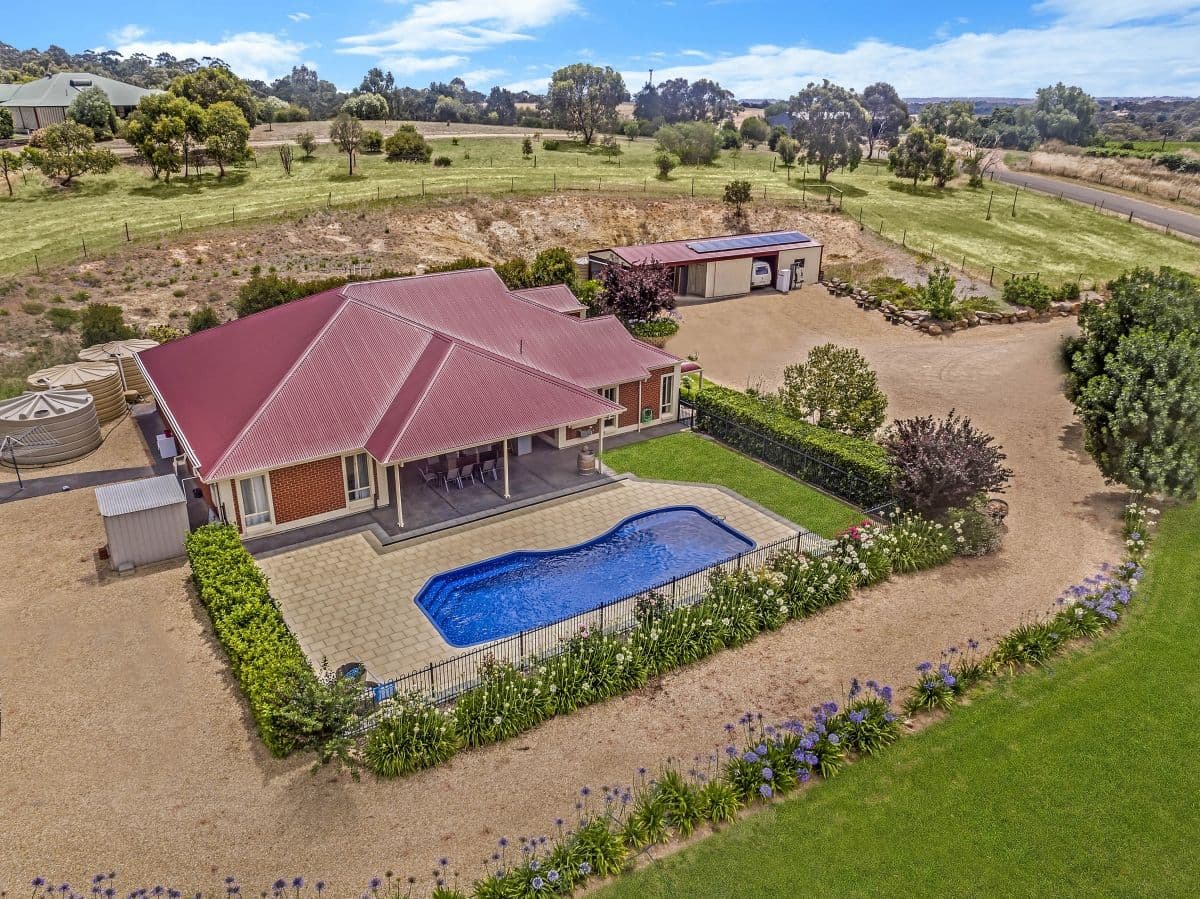 43 William Gilbert Avenue, Williamstown SA 5351, Williamstown - Image 1