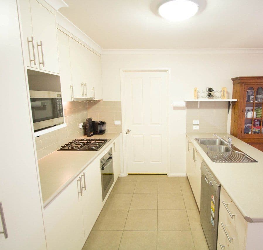 24 Lysterfield Lane, Wodonga VIC 3690, Wodonga - Thumbnail 2