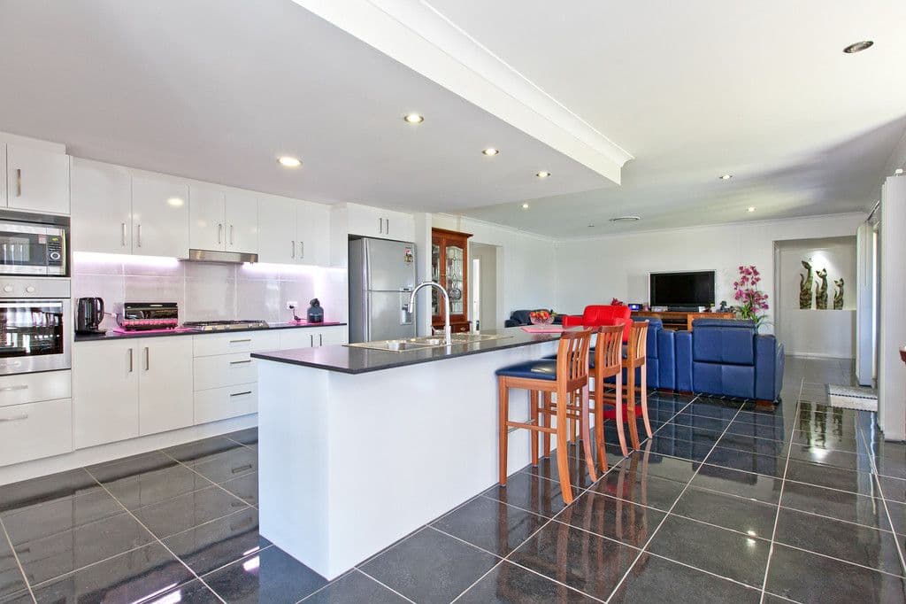 14 Maged Place, THORNLANDS QLD 4164, Thornlands - Image 1