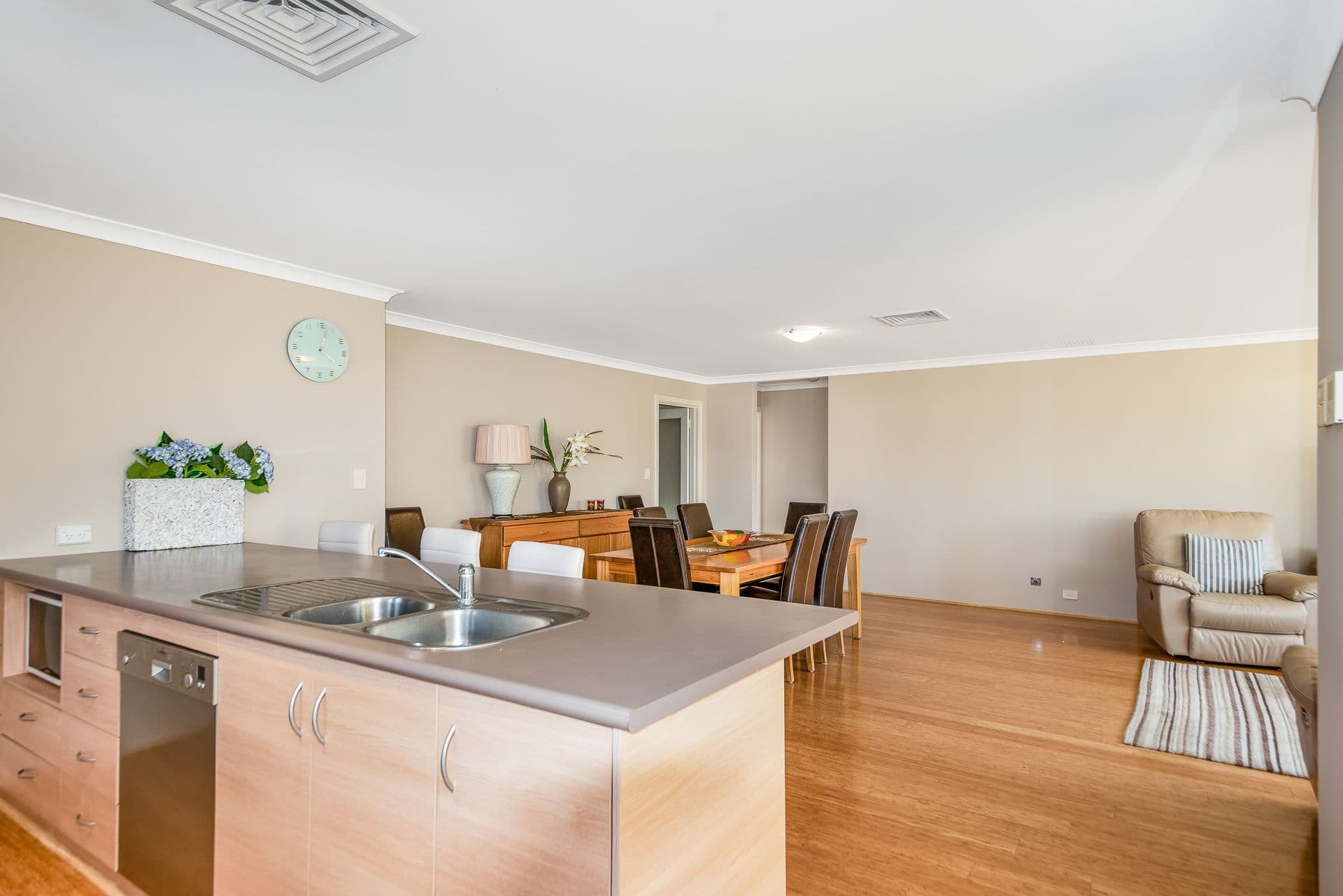 2 Fairhill Road, Australind WA 6233, Australind - Thumbnail 5