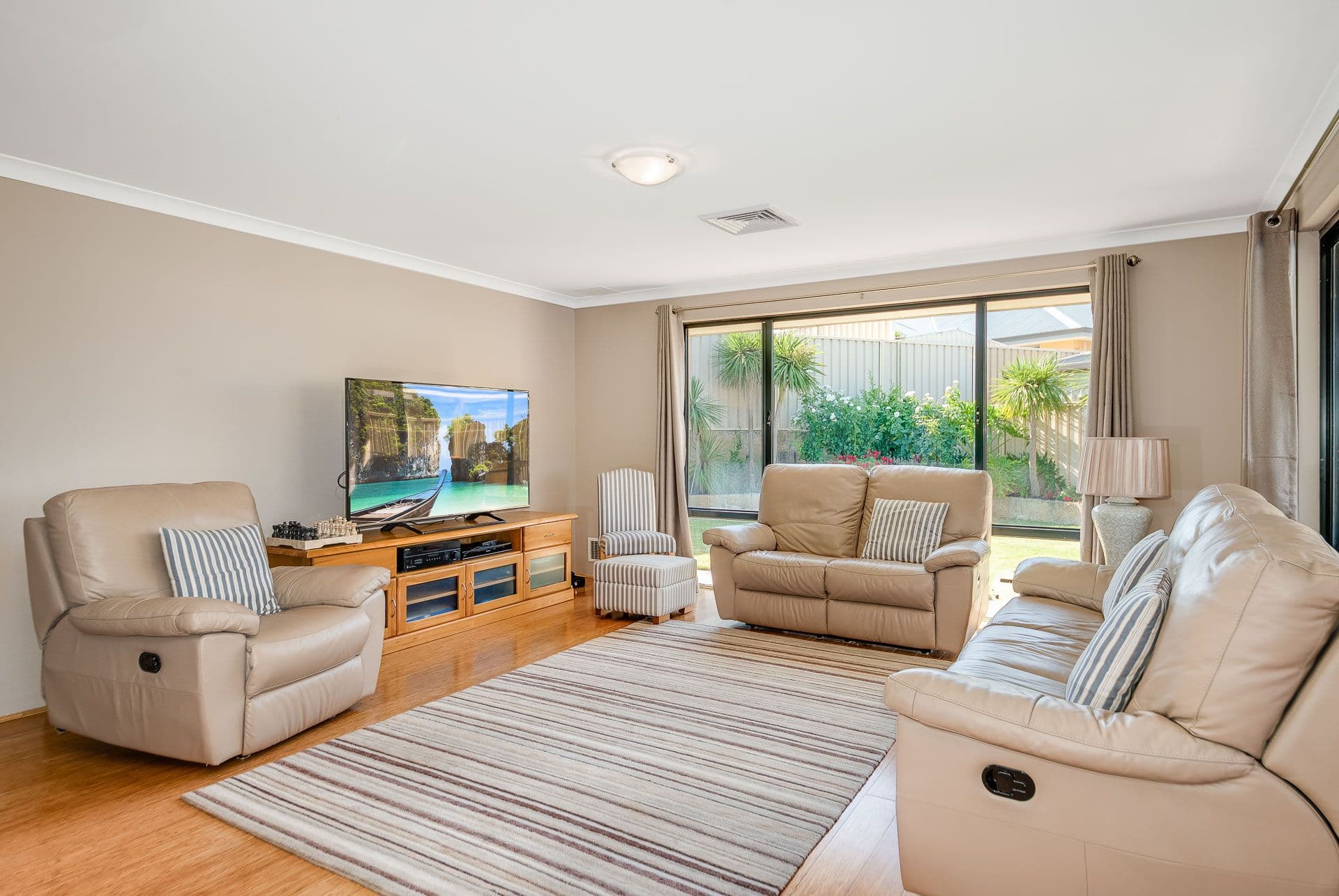 2 Fairhill Road, Australind WA 6233, Australind - Thumbnail 7