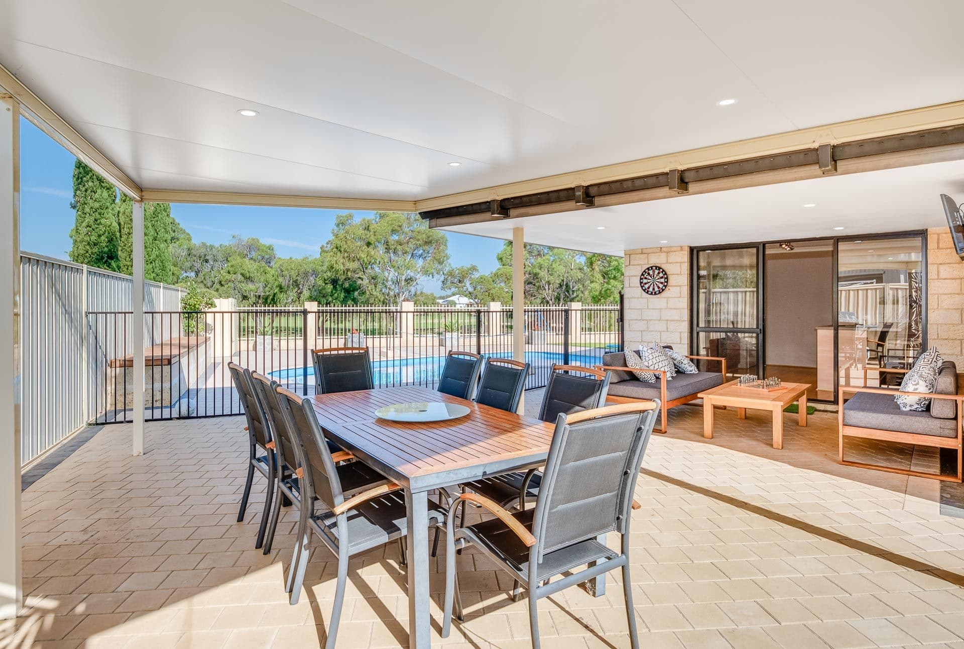 2 Fairhill Road, Australind WA 6233, Australind - Thumbnail 8