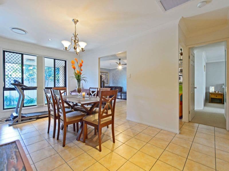 40 Buffalo Crescent, PACIFIC PINES QLD 4211, Pacific Pines - Thumbnail 4