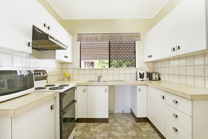 18 Wongabel Street, KENMORE QLD 4069, Kenmore - Thumbnail 3