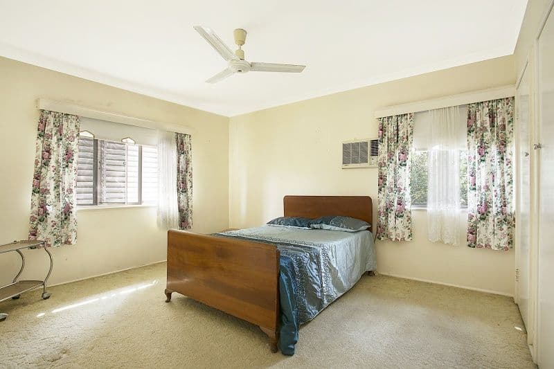 18 Wongabel Street, KENMORE QLD 4069, Kenmore - Thumbnail 4