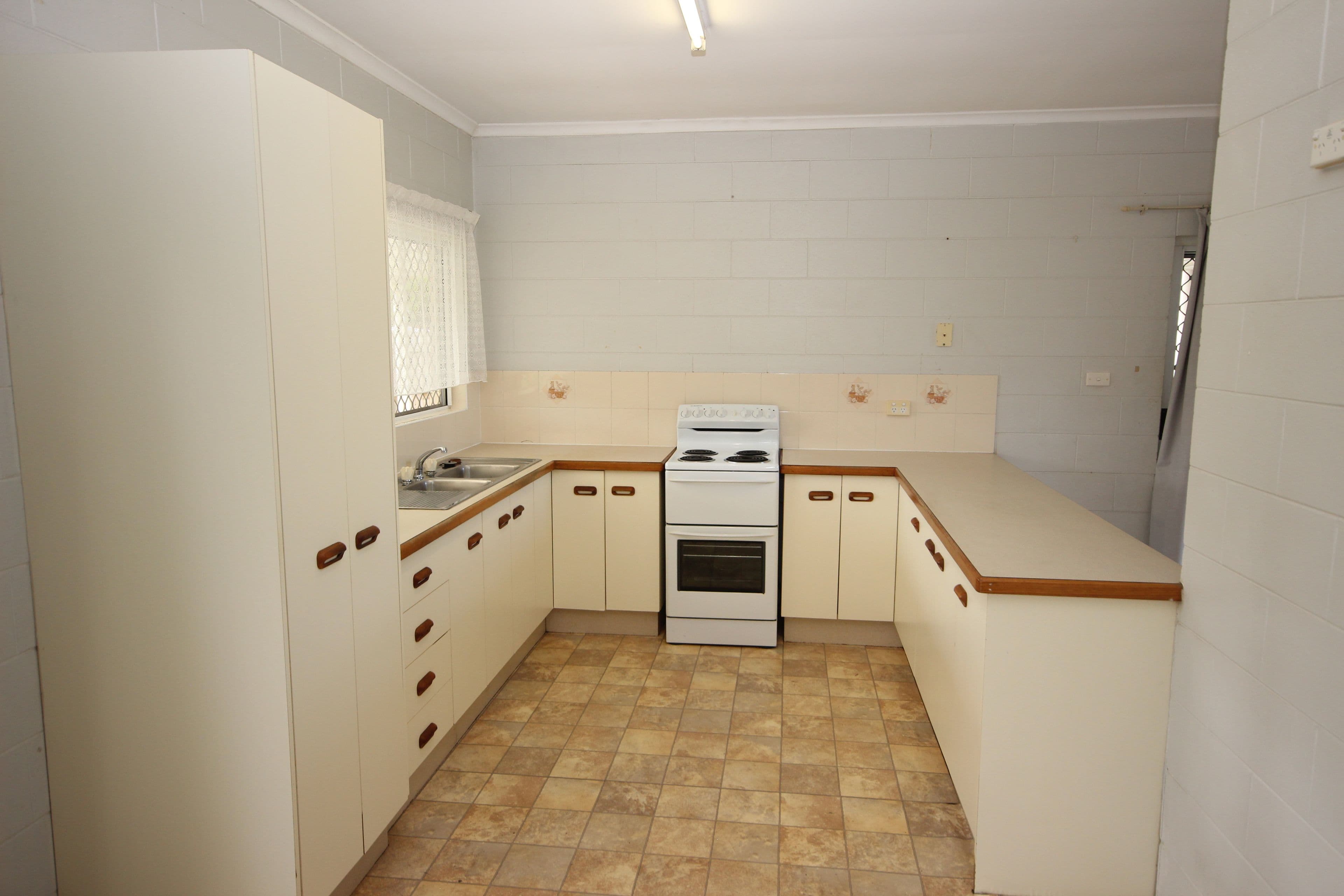 82 Golden Grove Drive, Bentley Park QLD 4869, Bentley Park - Thumbnail 2
