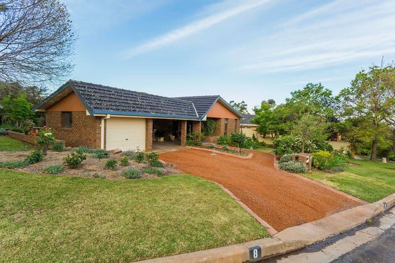 8 Evans Place, GRIFFITH NSW 2680, Griffith - Thumbnail 3