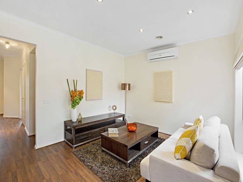 12 Lancewood Walk, SOUTH MORANG VIC 3752, South Morang - Thumbnail 5