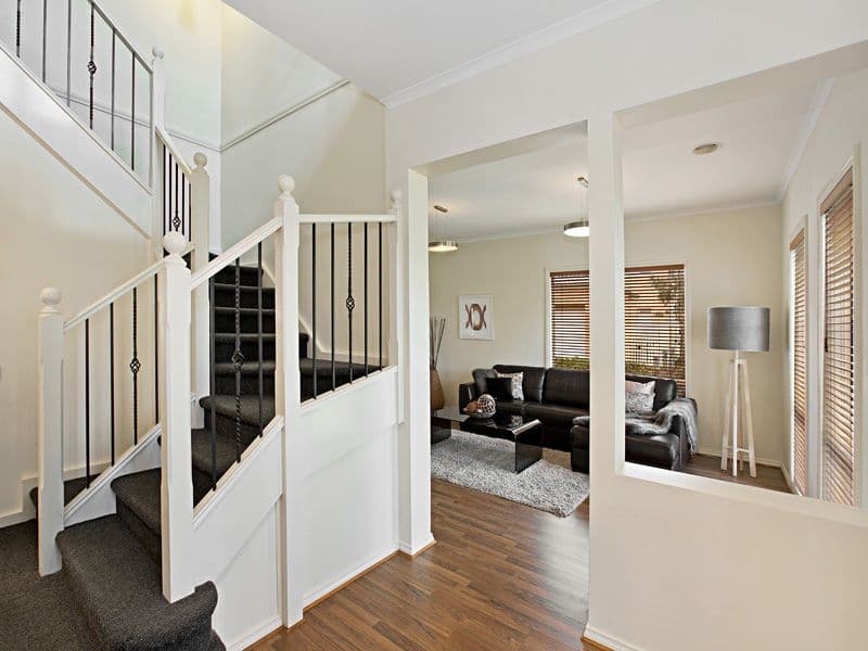 12 Lancewood Walk, SOUTH MORANG VIC 3752, South Morang - Thumbnail 7
