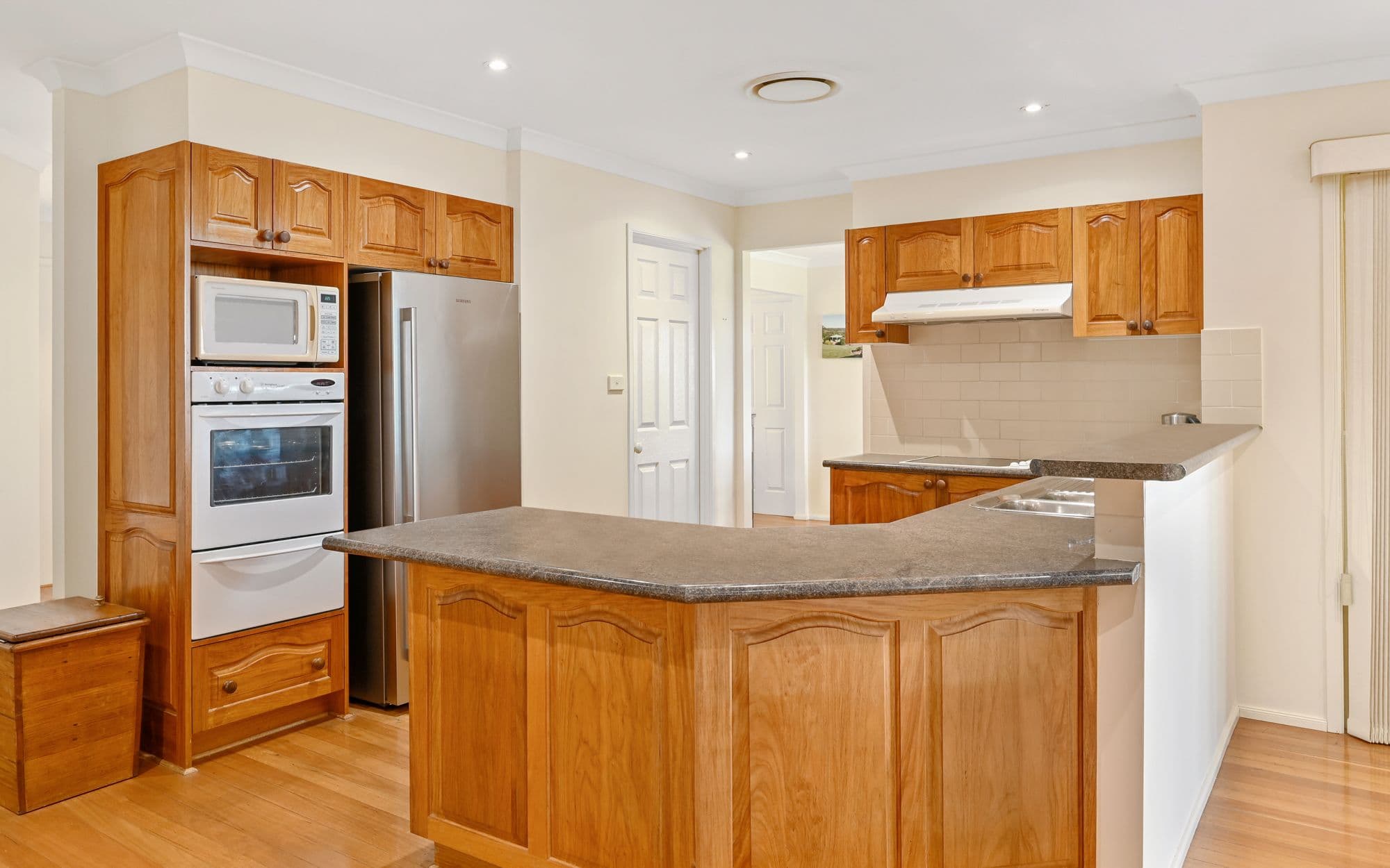 6 Thomas Place, Razorback NSW 2571, Razorback - Thumbnail 8