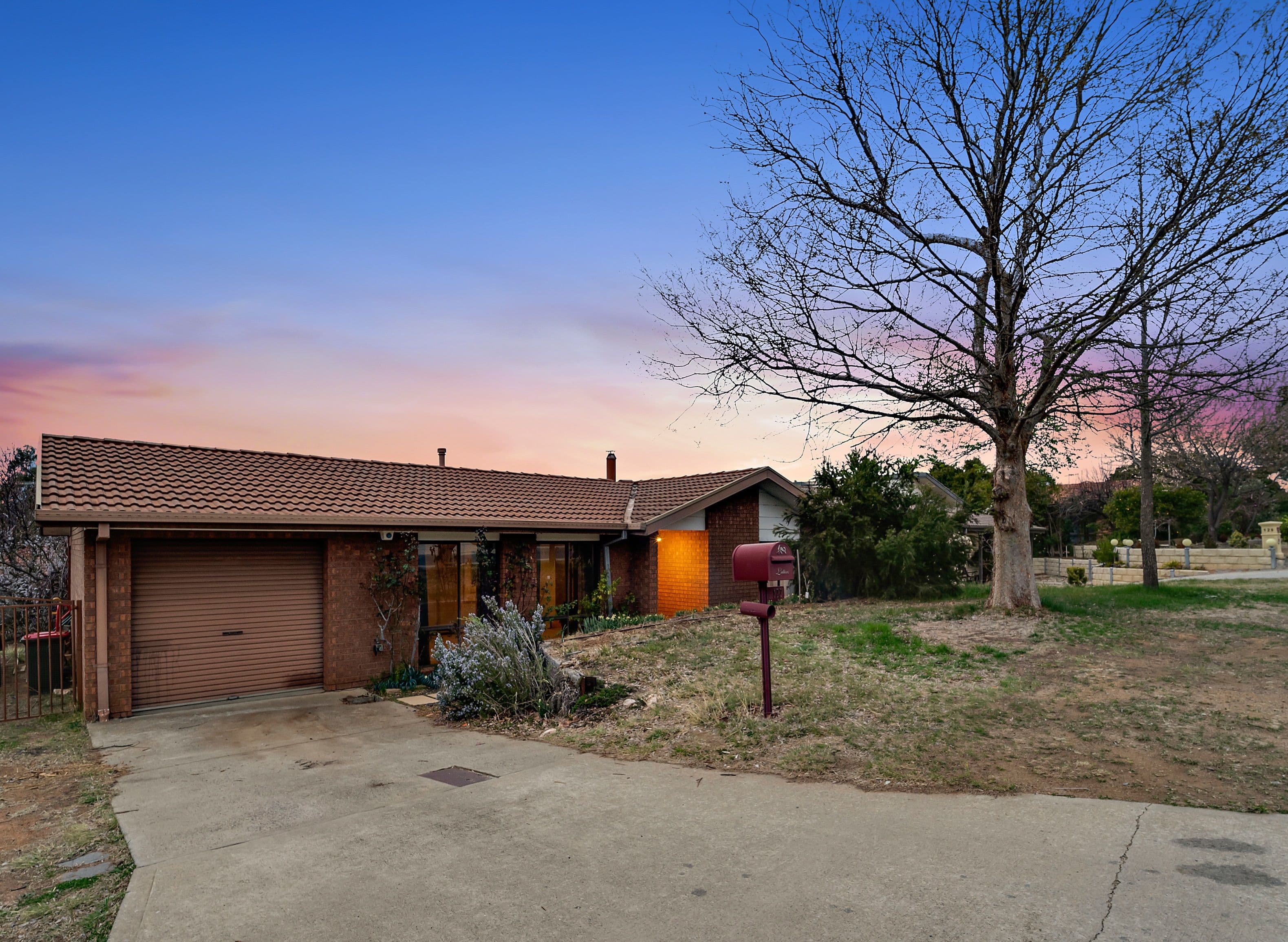127 Ratcliffe Crescent, Florey ACT 2615, Florey - Image 1