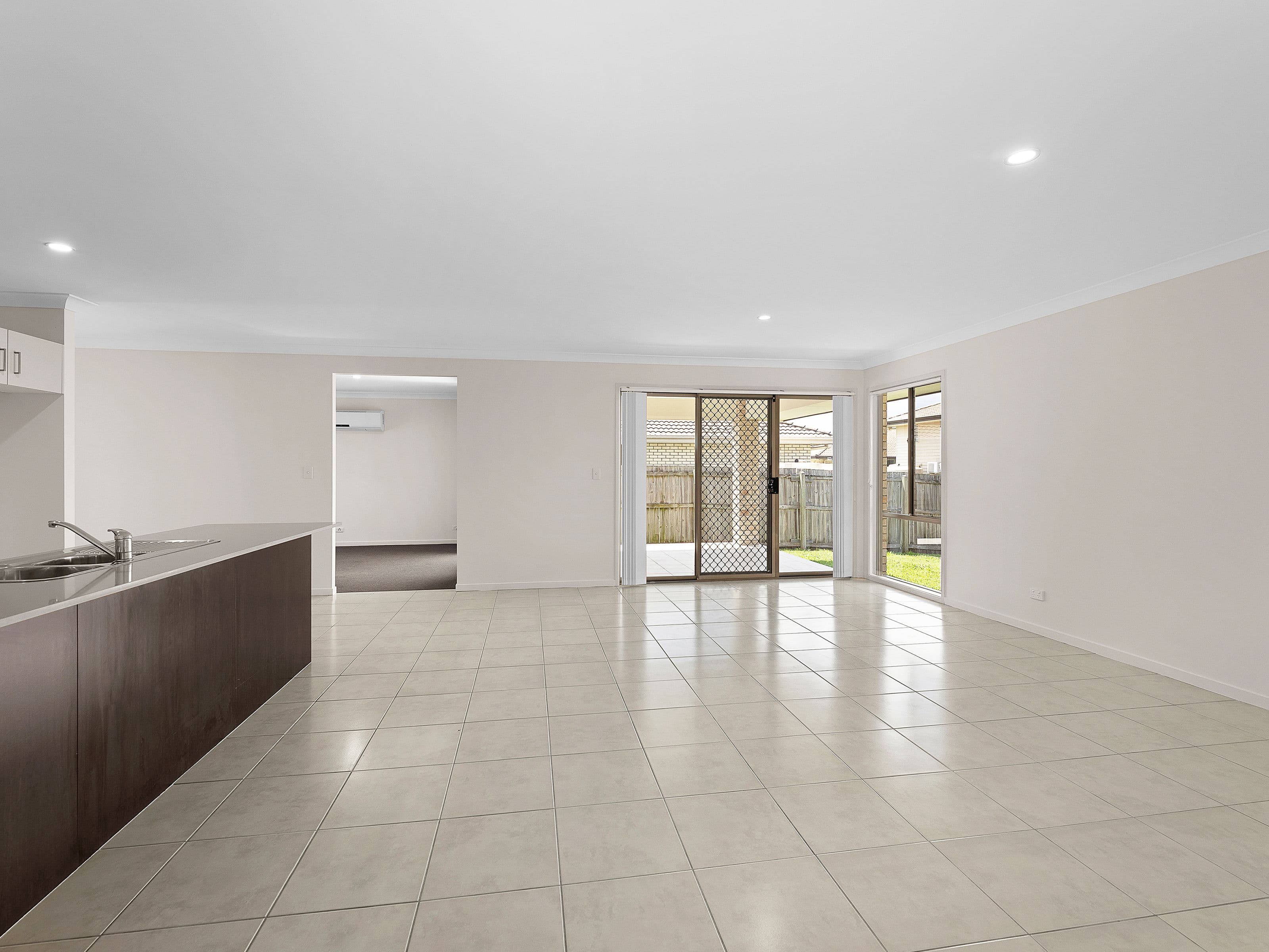 49 Oxford Street, North Booval QLD 4304, North Booval - Thumbnail 7