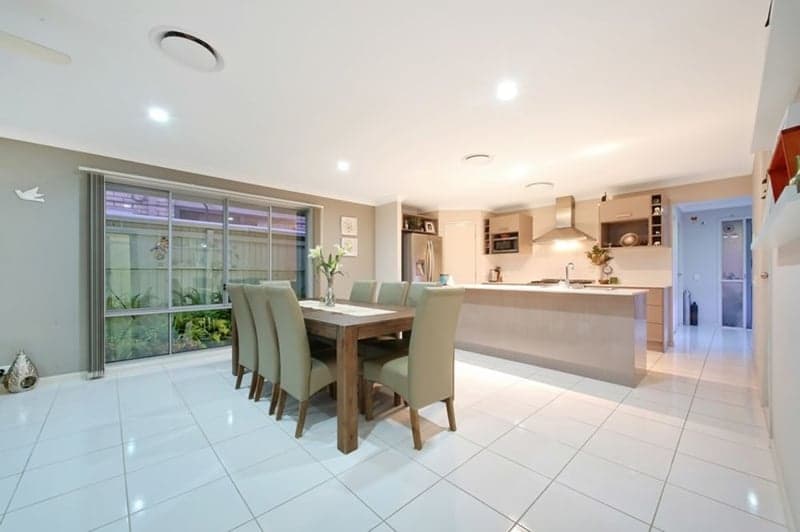 19 Severn Crescent, North Lakes - Thumbnail 4
