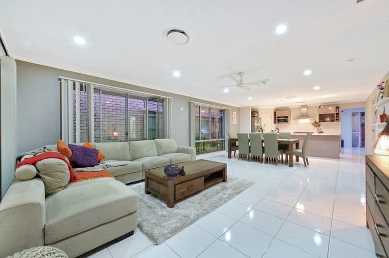 19 Severn Crescent, North Lakes - Thumbnail 6