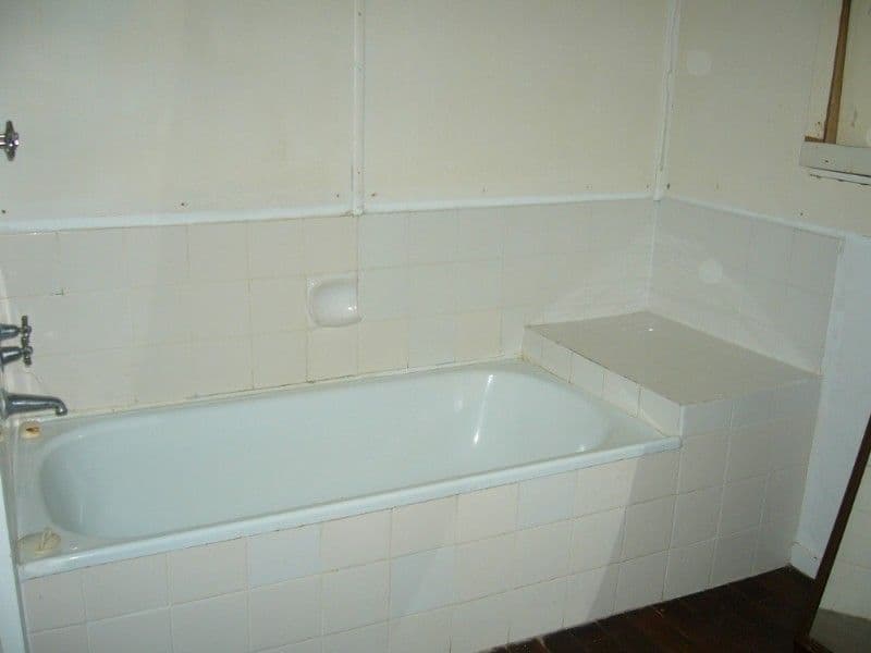 8 Harbourne Street, KOONGAL QLD 4701, Koongal - Thumbnail 4