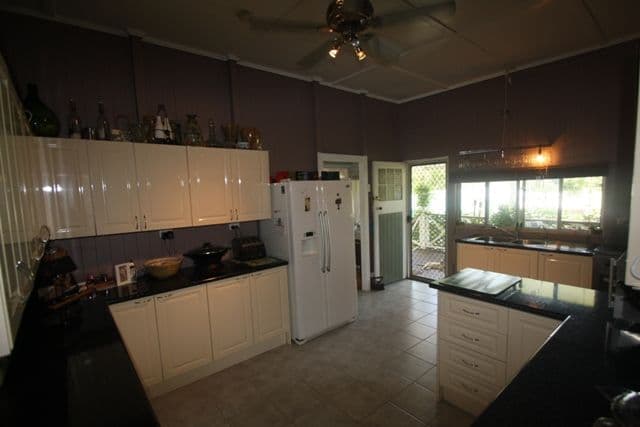 9 William Street, ROSEWOOD QLD 4340, Rosewood - Thumbnail 2