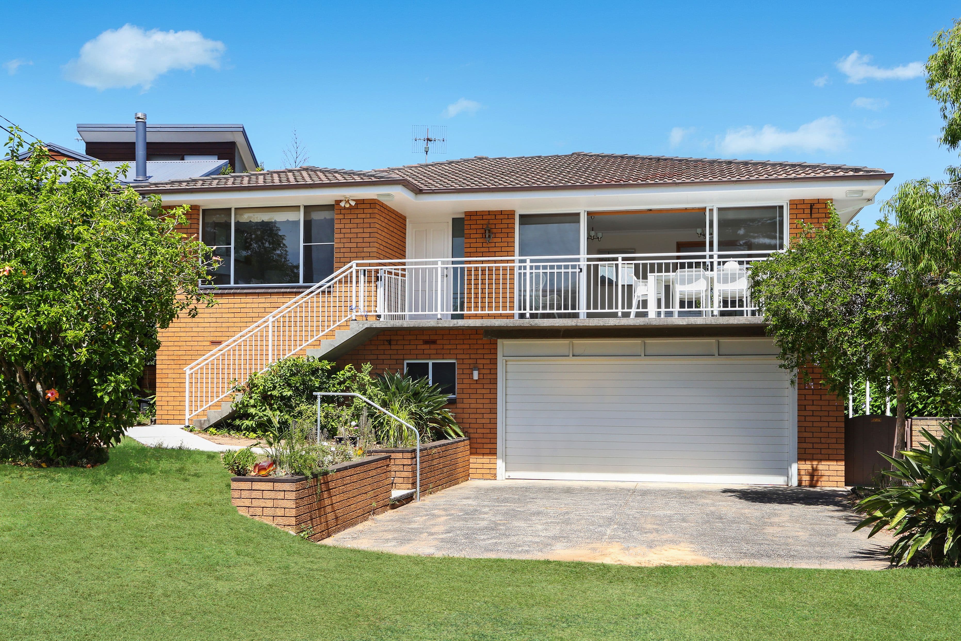 25 Ocean Street, North Avoca - Thumbnail 2