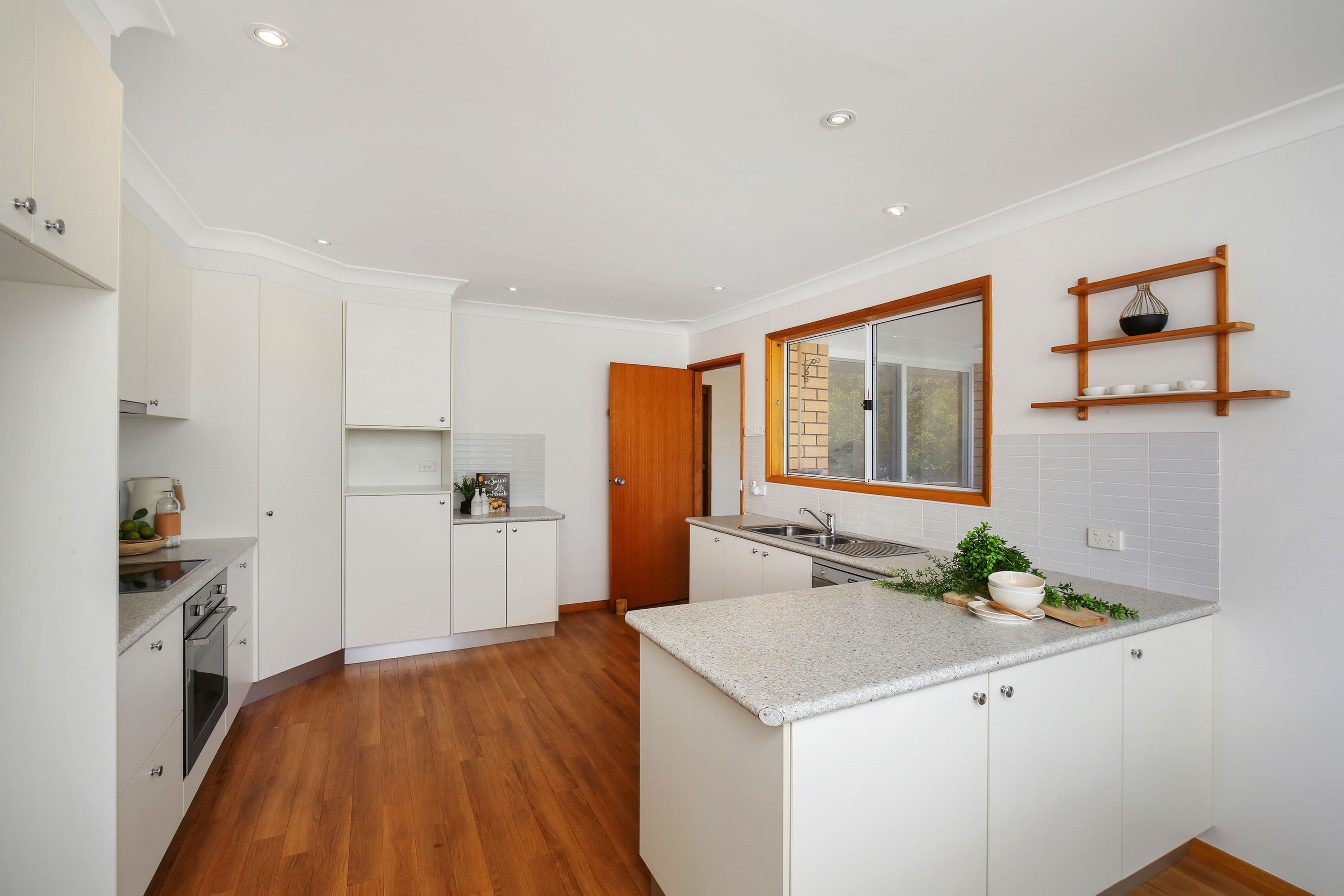 25 Ocean Street, North Avoca - Thumbnail 6