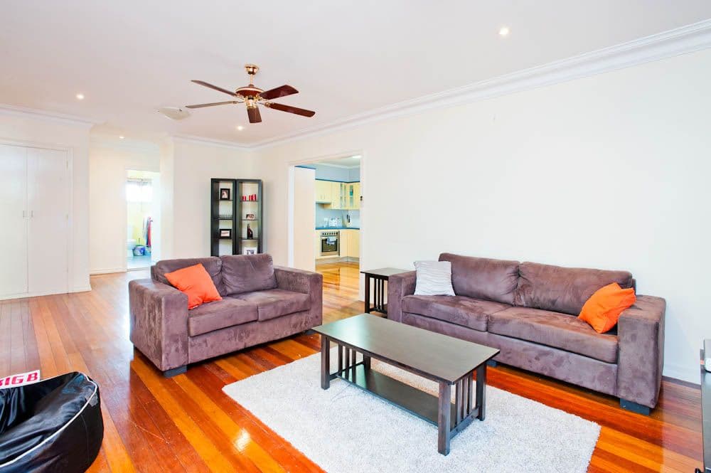 61 Hawkwood Street, MOUNT GRAVATT EAST QLD 4122, Mount Gravatt East - Thumbnail 2