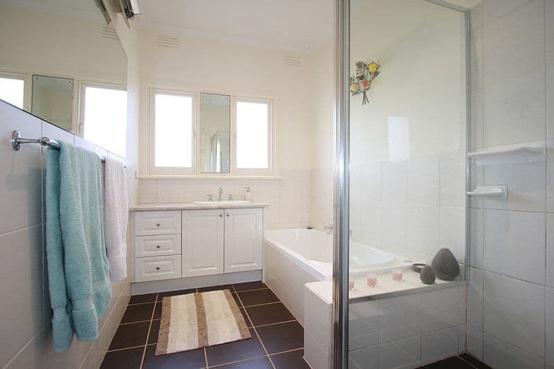 11 Flower Street, FERNTREE GULLY VIC 3156, Ferntree Gully - Thumbnail 5