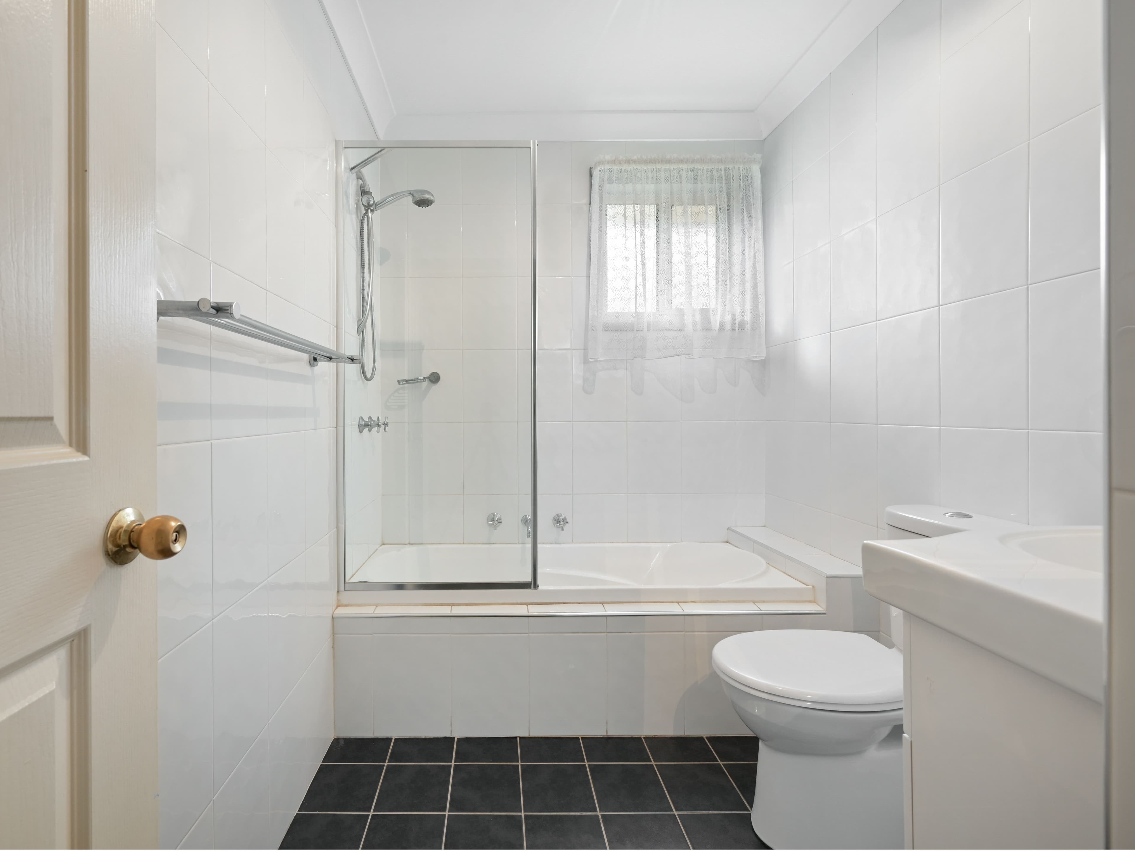 20 Merryweather Close, Minto NSW 2566, Minto - Thumbnail 6