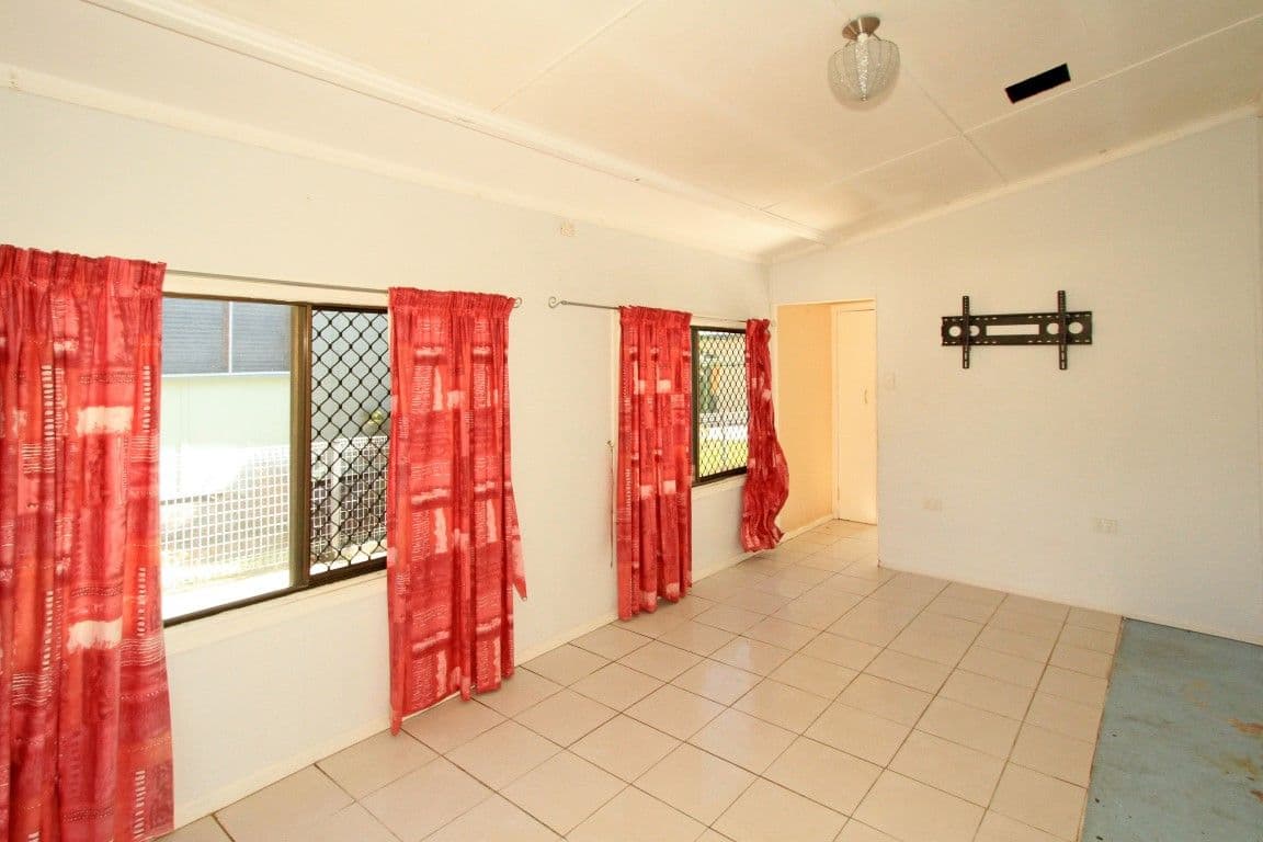 11 Meadow Street, KEPPEL SANDS QLD 4702, Keppel Sands - Thumbnail 3