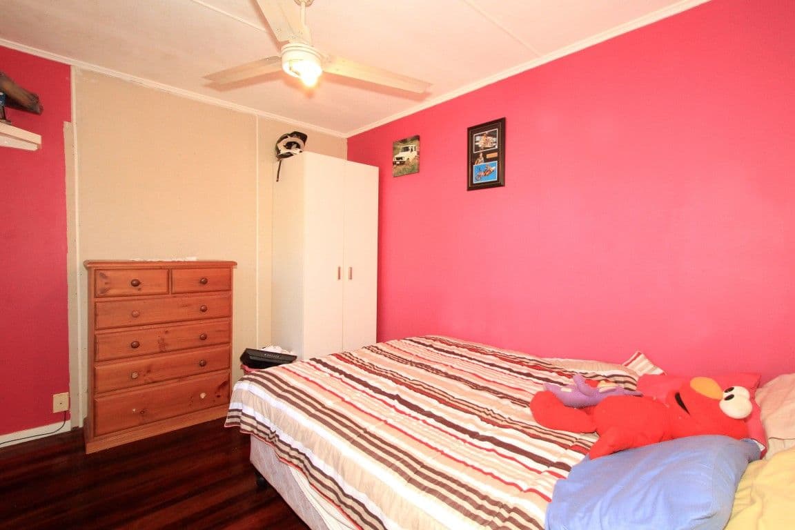 11 Meadow Street, KEPPEL SANDS QLD 4702, Keppel Sands - Thumbnail 5