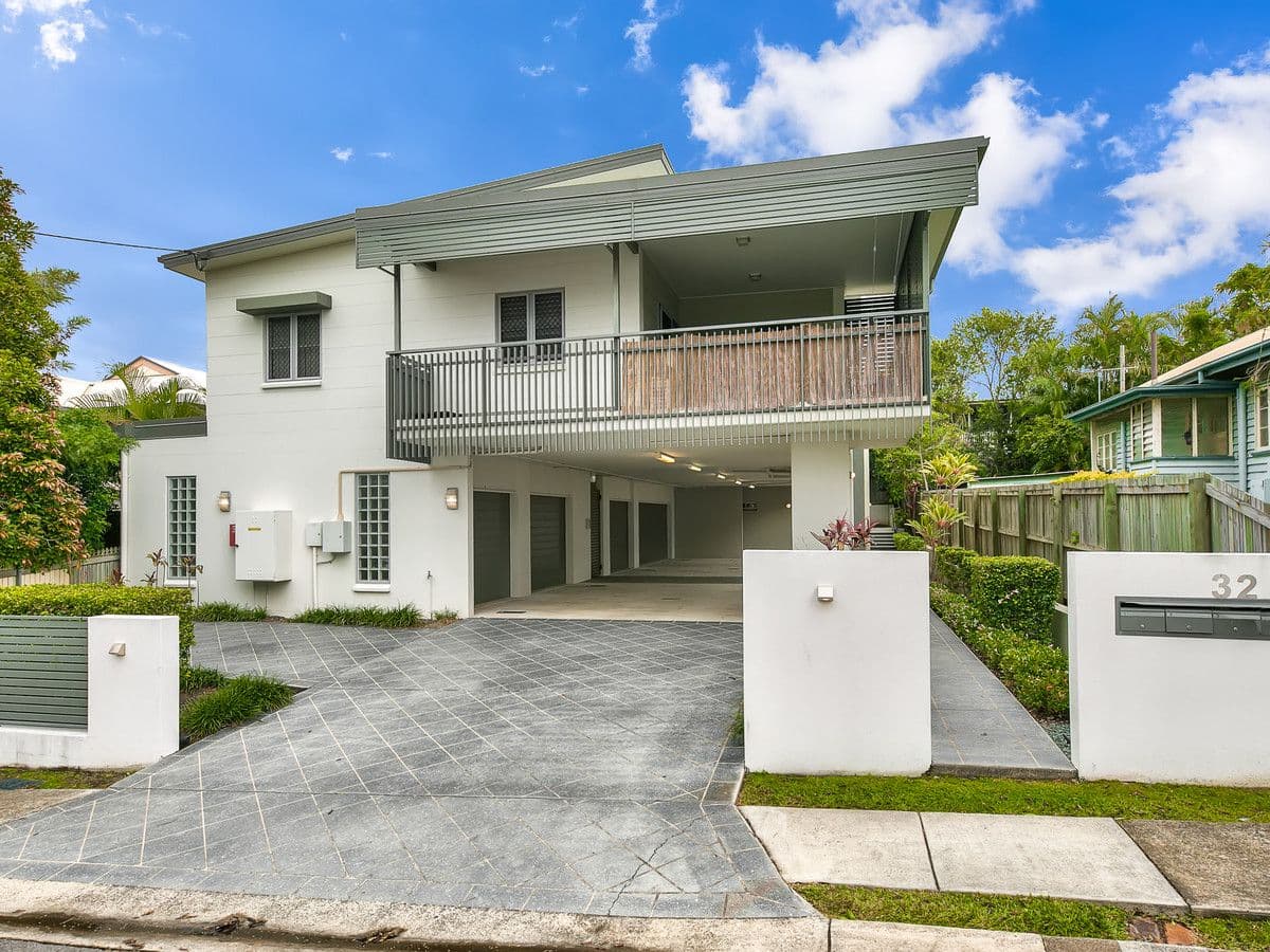 32 Lutana Street, Stafford QLD 4053, Stafford - Image 1