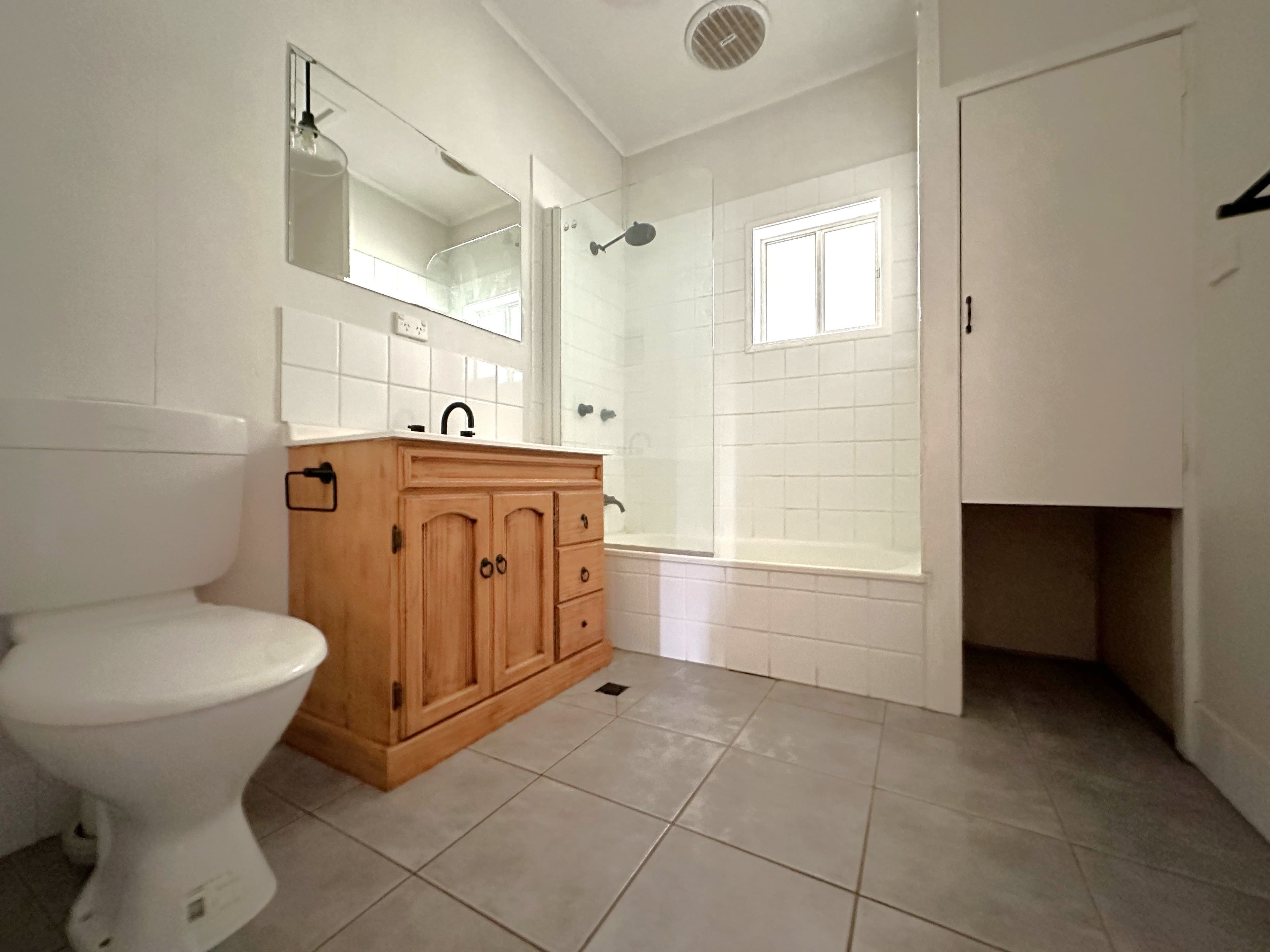 73 Cassowary Street, Longreach QLD 4730, Longreach - Thumbnail 6