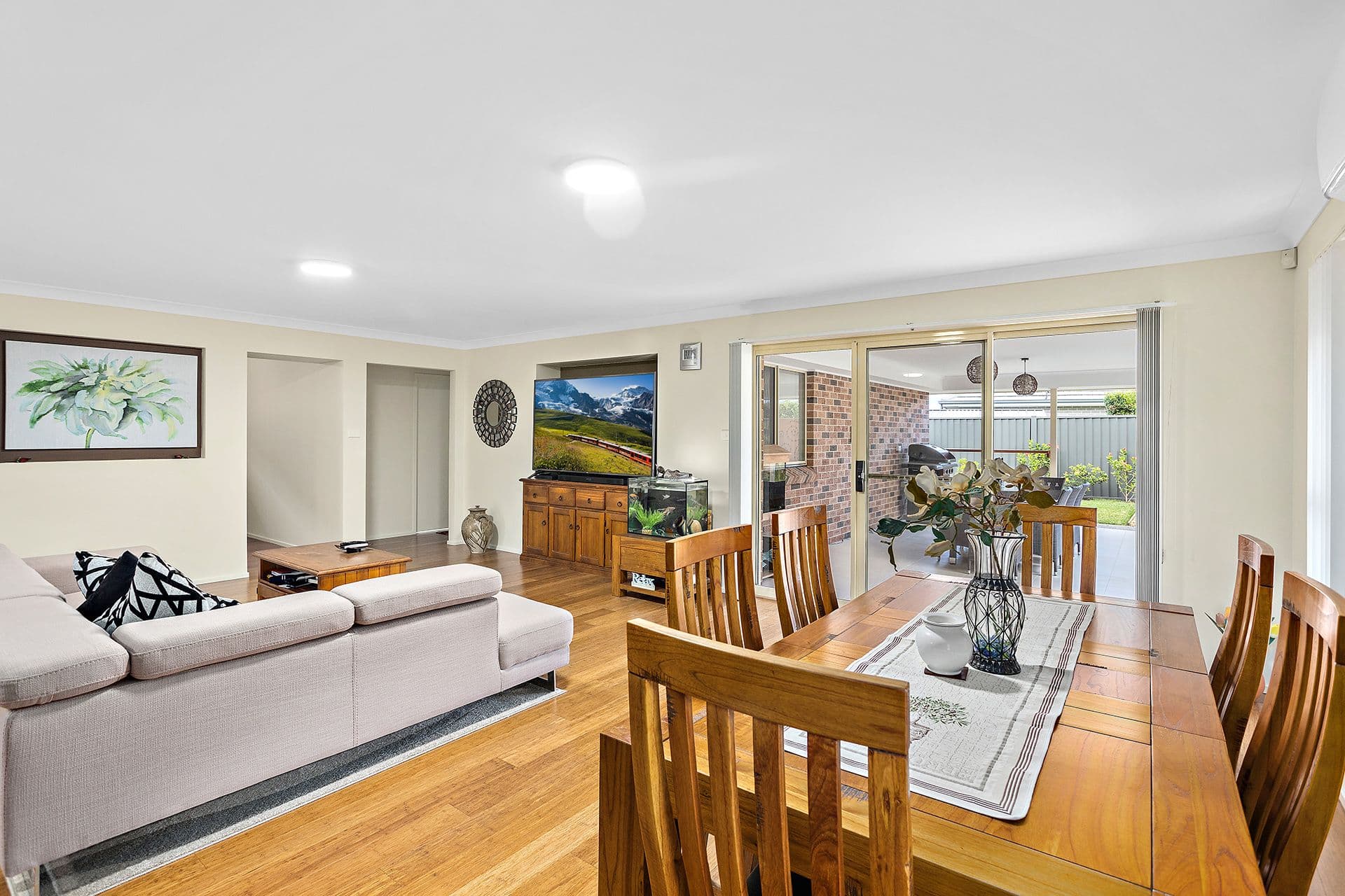 13 Peninsula Avenue, Haywards Bay - Thumbnail 4