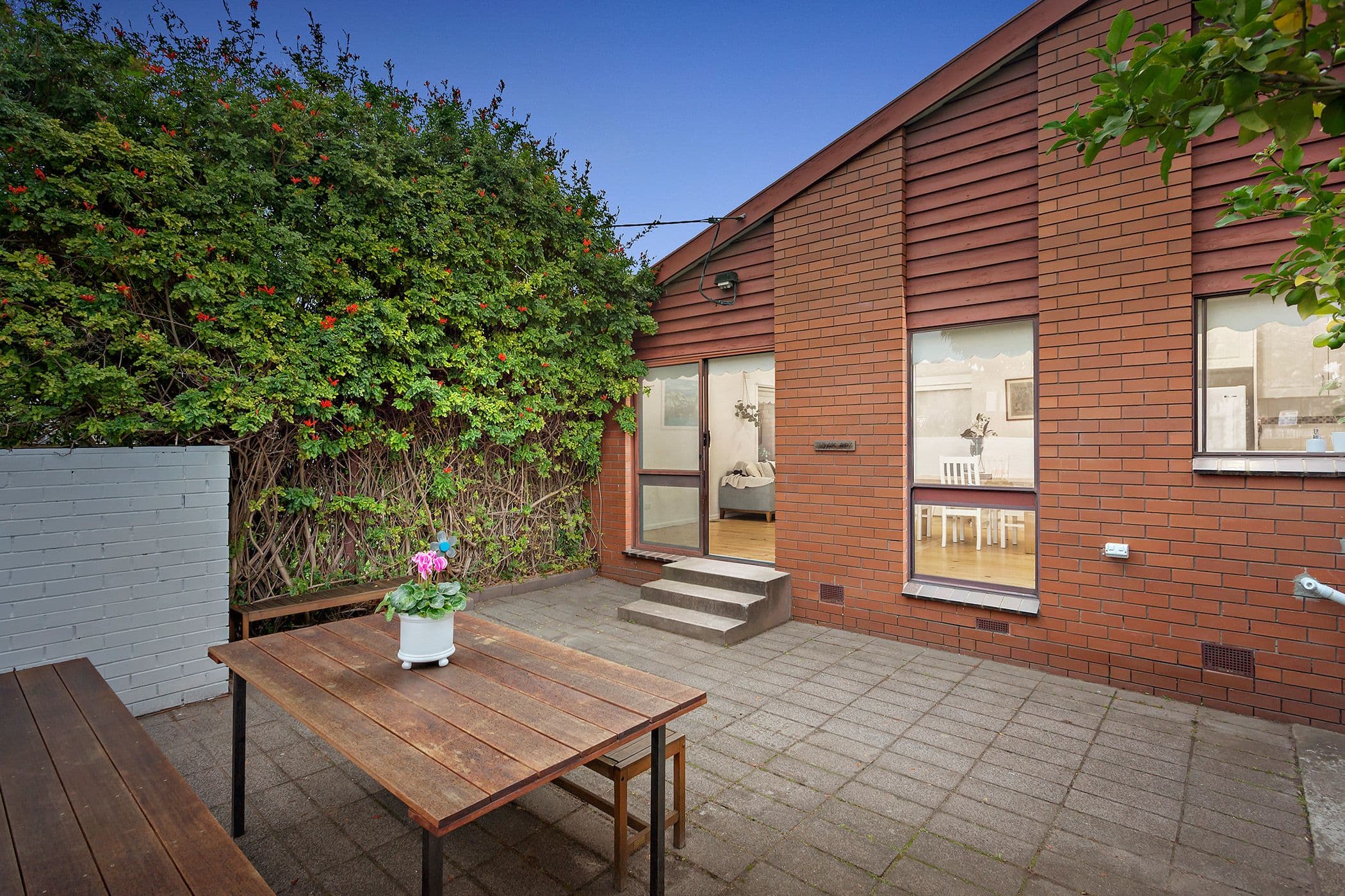 27 Latrobe Street, Hughesdale VIC 3166, Hughesdale - Image 1
