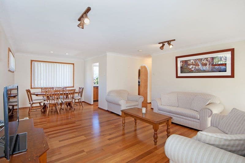 10 Caloola Close, BATEAU BAY NSW 2261, Bateau Bay - Thumbnail 3