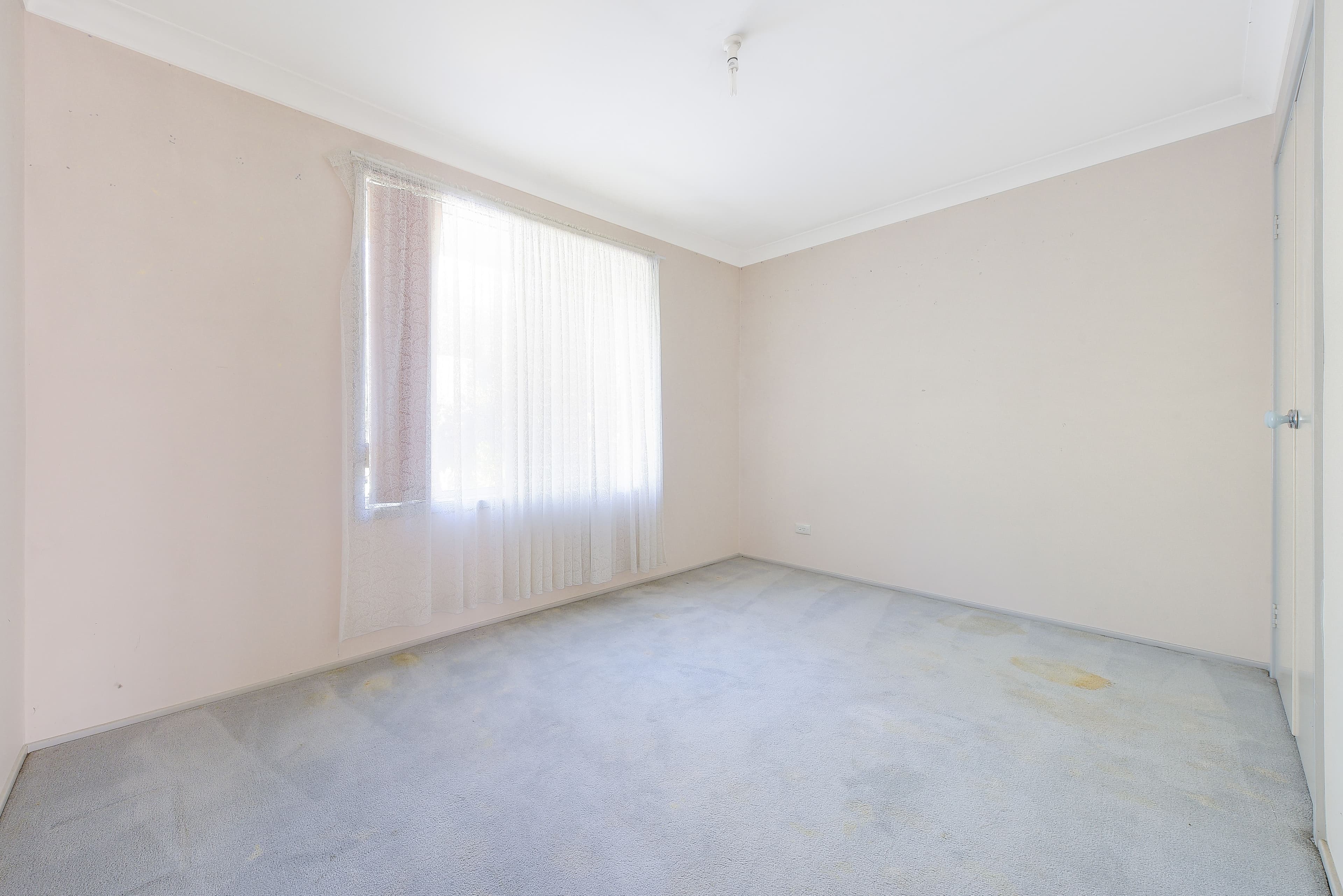 9 Lyndhurst Place, Glen Alpine - Thumbnail 7