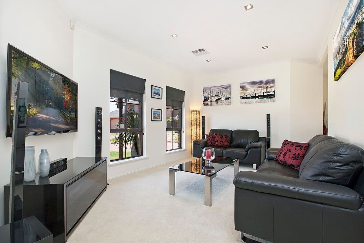 15 Lefkas Court, SEATON SA 5023, Seaton - Thumbnail 2