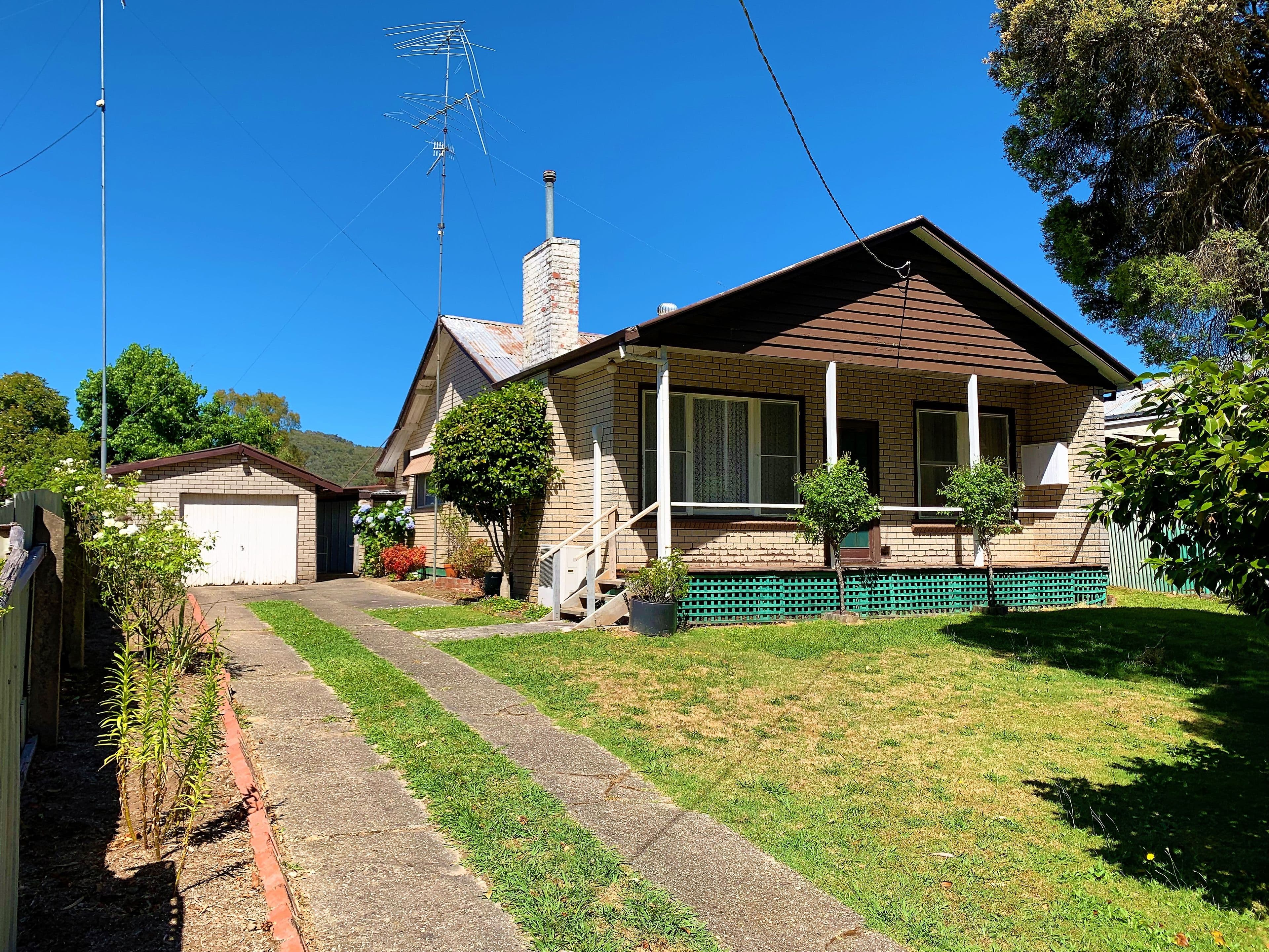 Eildon VIC 3713, Eildon - Image 1