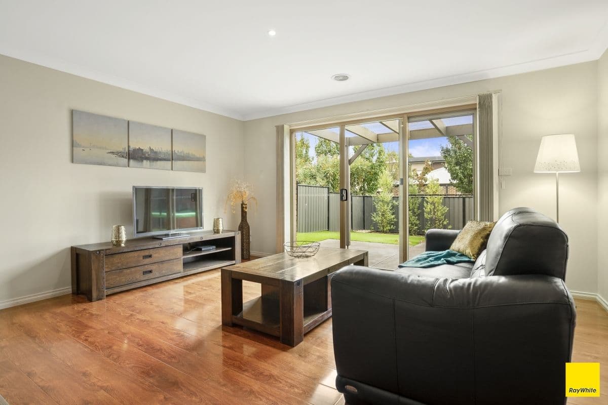 37 Dargy Amble, Point Cook VIC 3030, Point Cook - Image 1