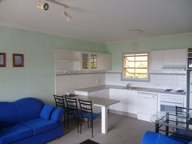 57 Connor Street, BURLEIGH HEADS QLD 4220, Burleigh Heads - Thumbnail 3