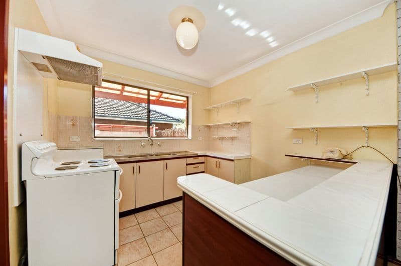 39 Atkinson Street, QUEANBEYAN NSW 2620, Queanbeyan East - Thumbnail 7