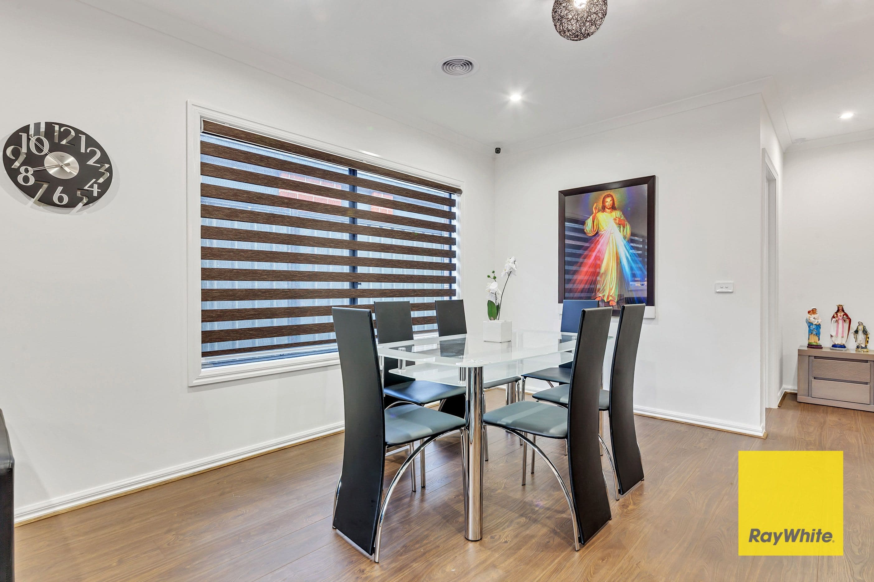 5 Pond Street, Truganina VIC 3029, Truganina - Thumbnail 4