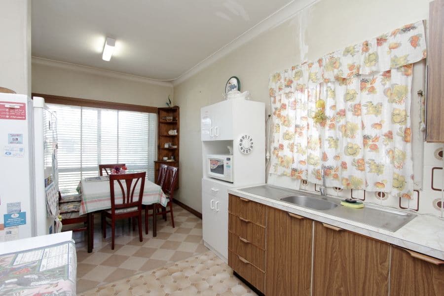 26 Pontiac Avenue, CLOVERDALE WA 6105, Cloverdale - Thumbnail 4