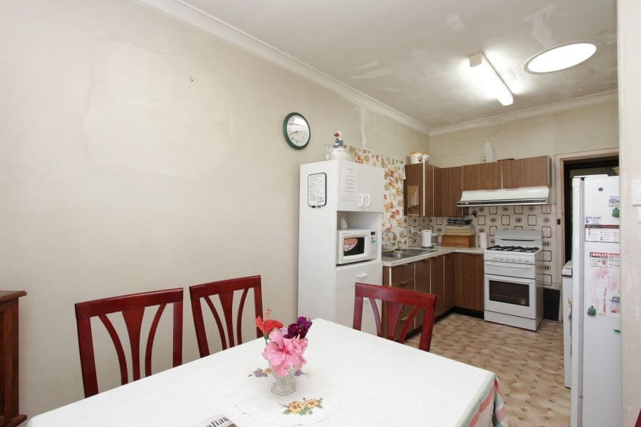 26 Pontiac Avenue, CLOVERDALE WA 6105, Cloverdale - Thumbnail 5