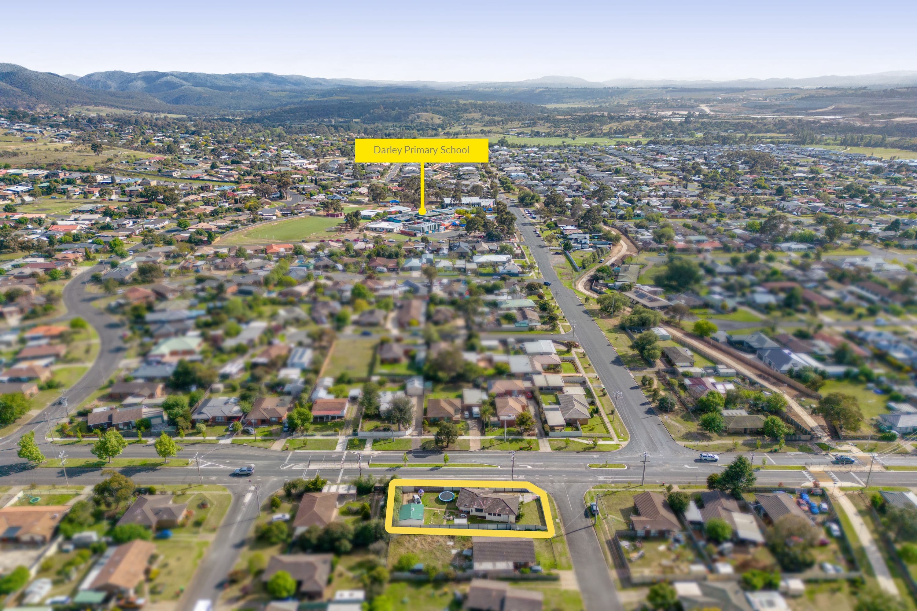 10 McMahon Court, Darley VIC 3340, Darley - Thumbnail 3