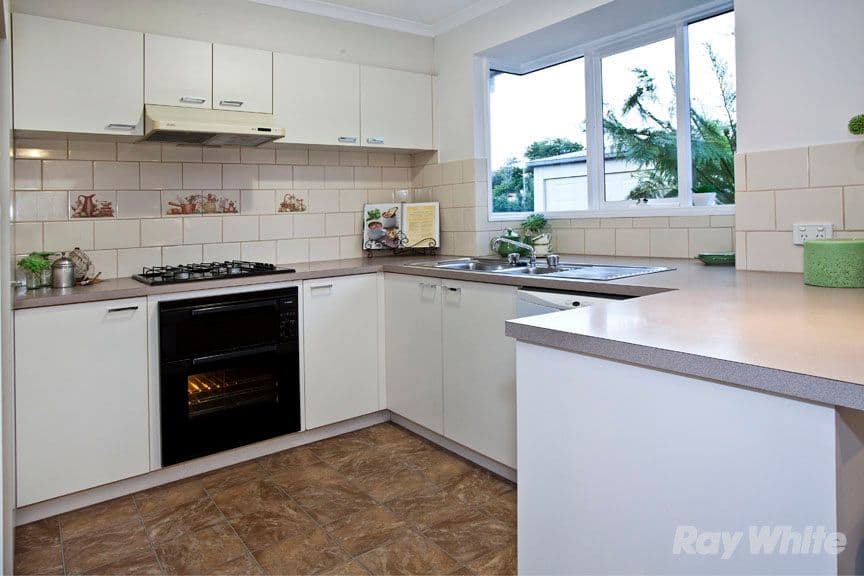 11 Thomas Street, Mitcham VIC 3132, Mitcham - Thumbnail 3