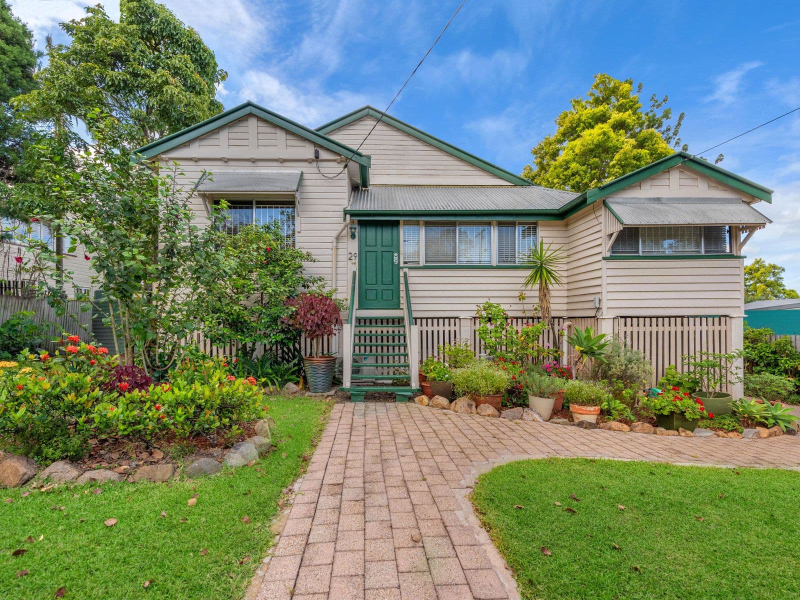 29 Hilda Street, Corinda QLD 4075, Corinda - Thumbnail 2