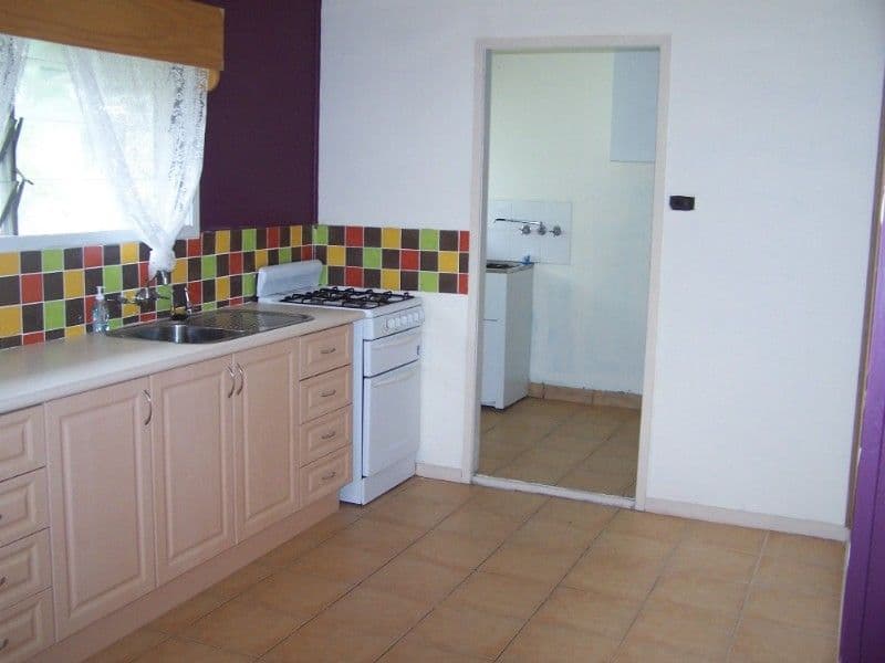 29 Mellefont Street, GLADSTONE QLD 4680, Gladstone Central - Thumbnail 4